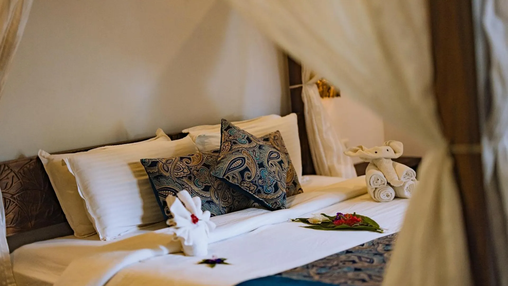 Elixir Woods Luxury Resort And Spa, Munnar