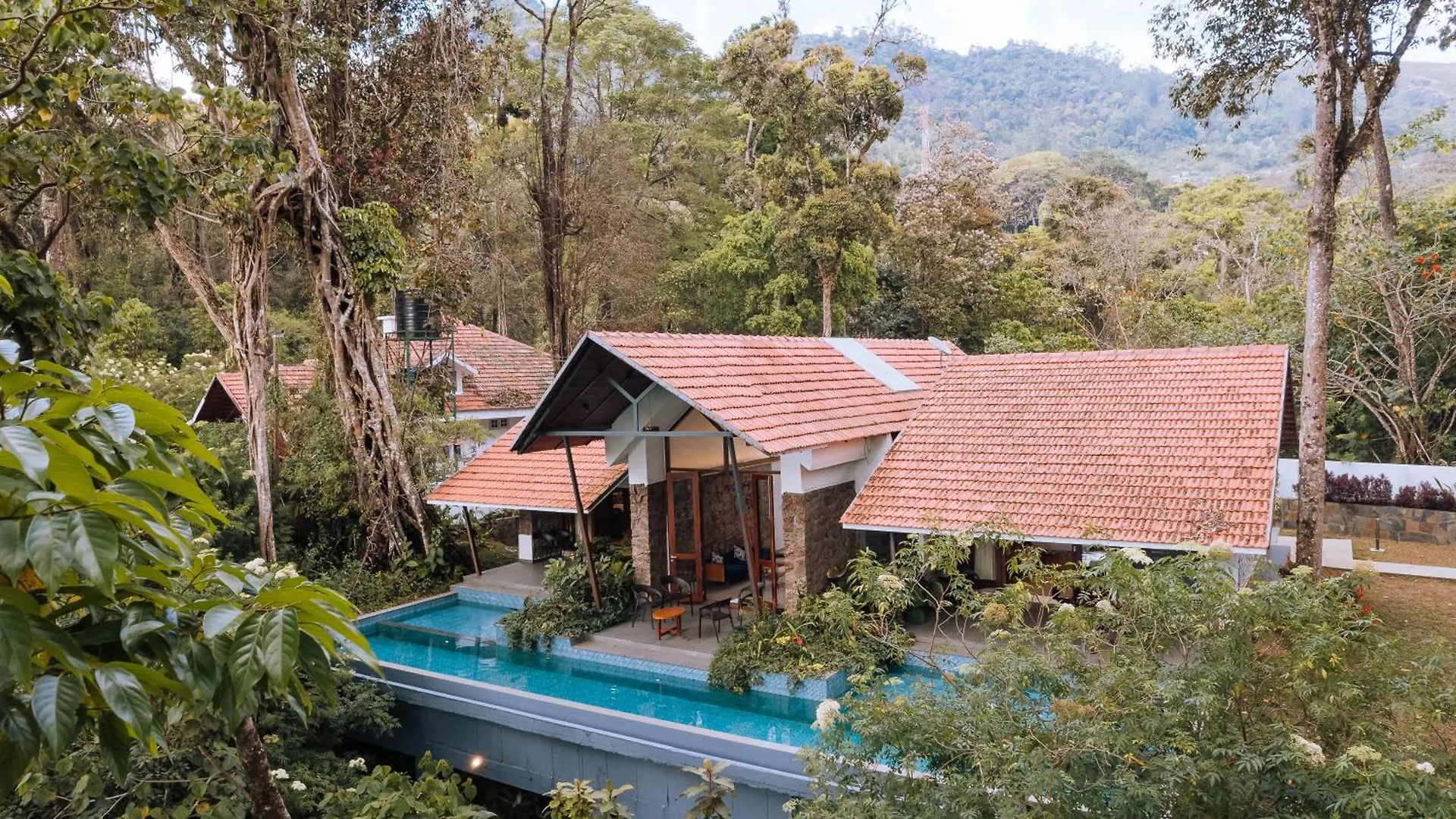 Elixir Woods Luxury Resort And Spa, Munnar