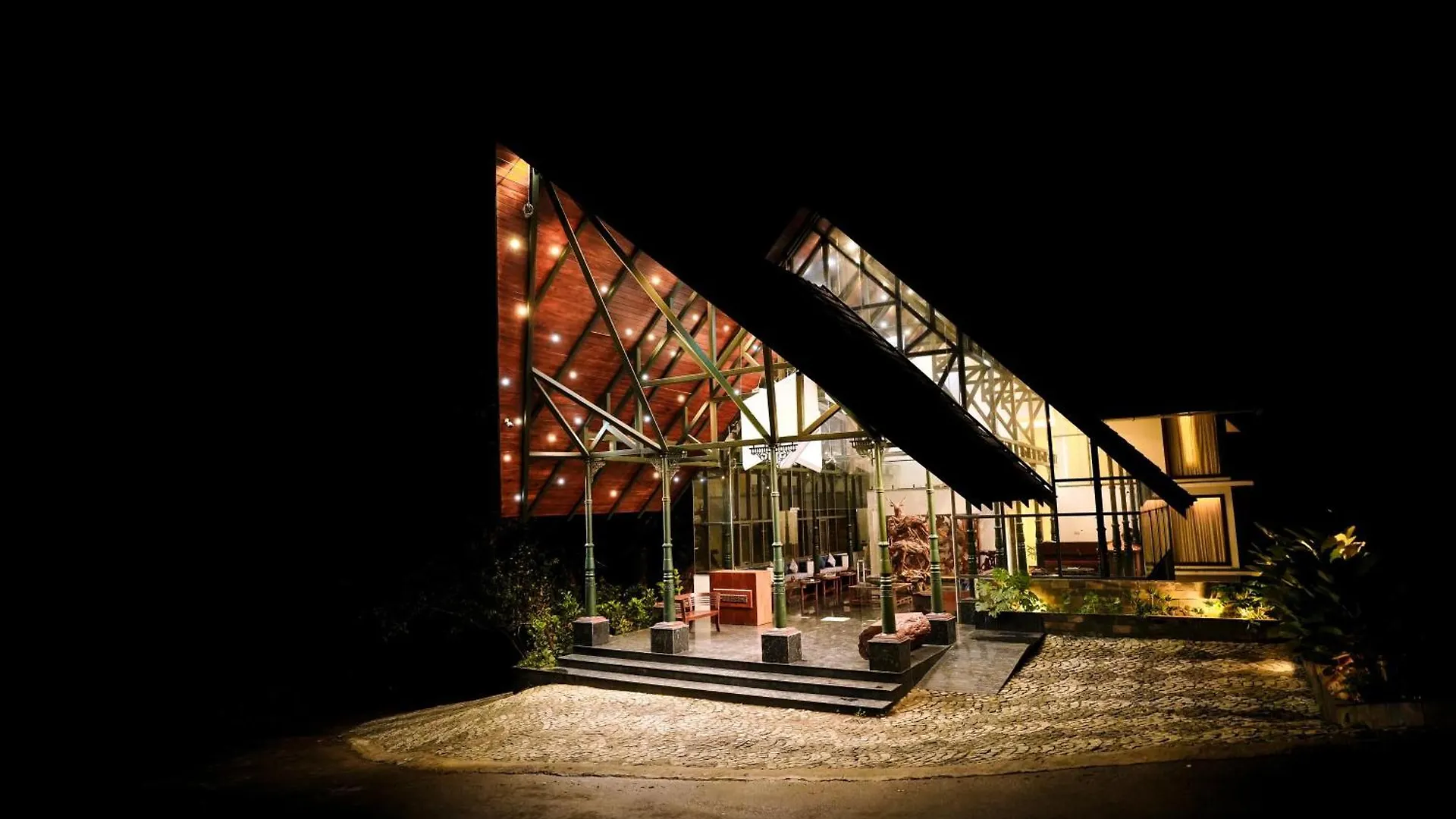 ****  Elixir Woods Luxury Resort And Spa, Munnar India