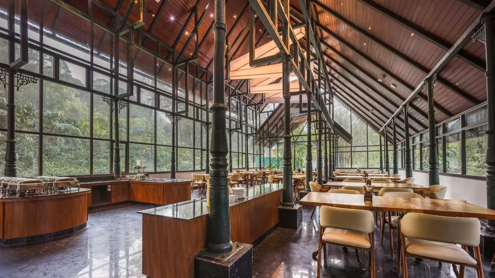 Elixir Woods Luxury Resort And Spa, Munnar
