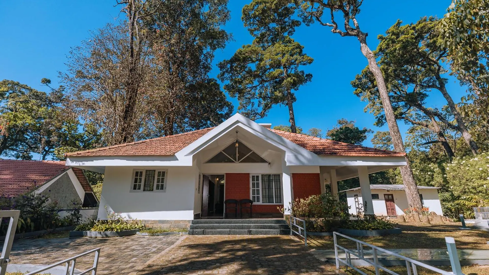 ****  Elixir Woods Luxury Resort And Spa, Munnar India