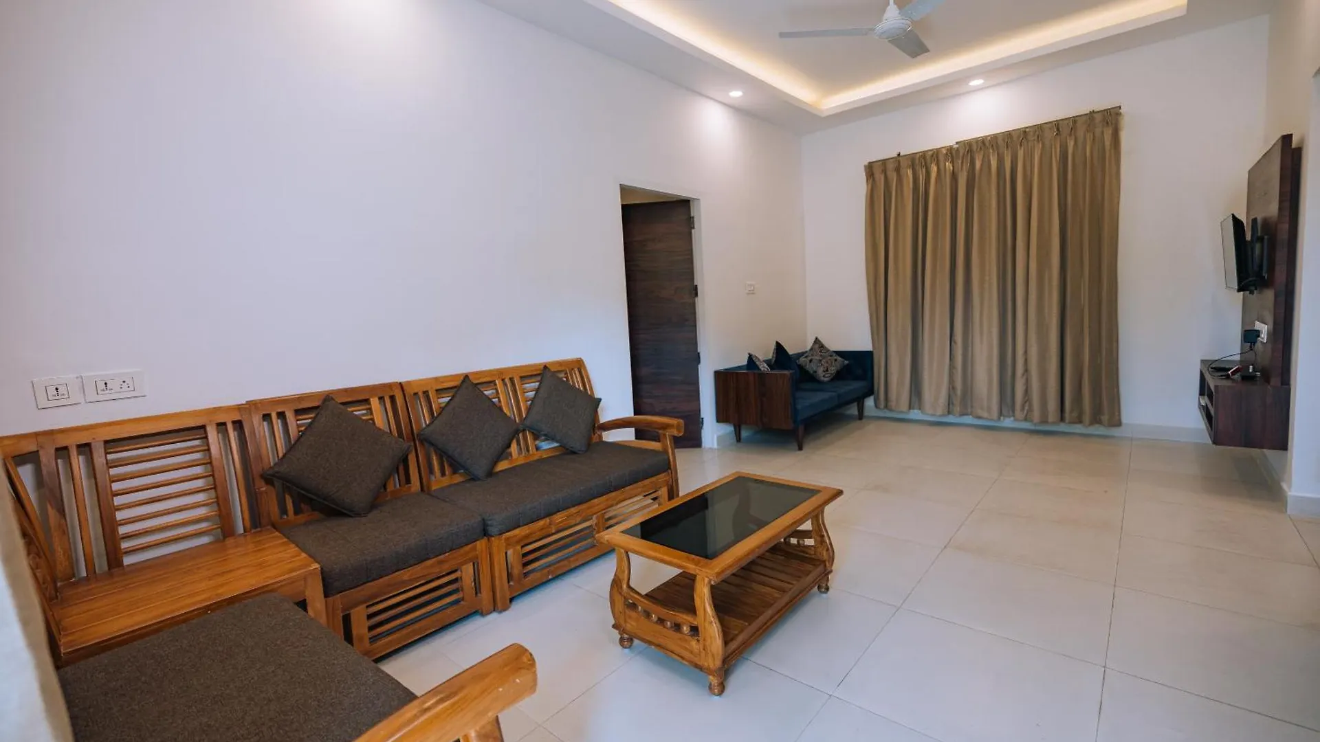 Elixir Woods Luxury Resort And Spa, Munnar