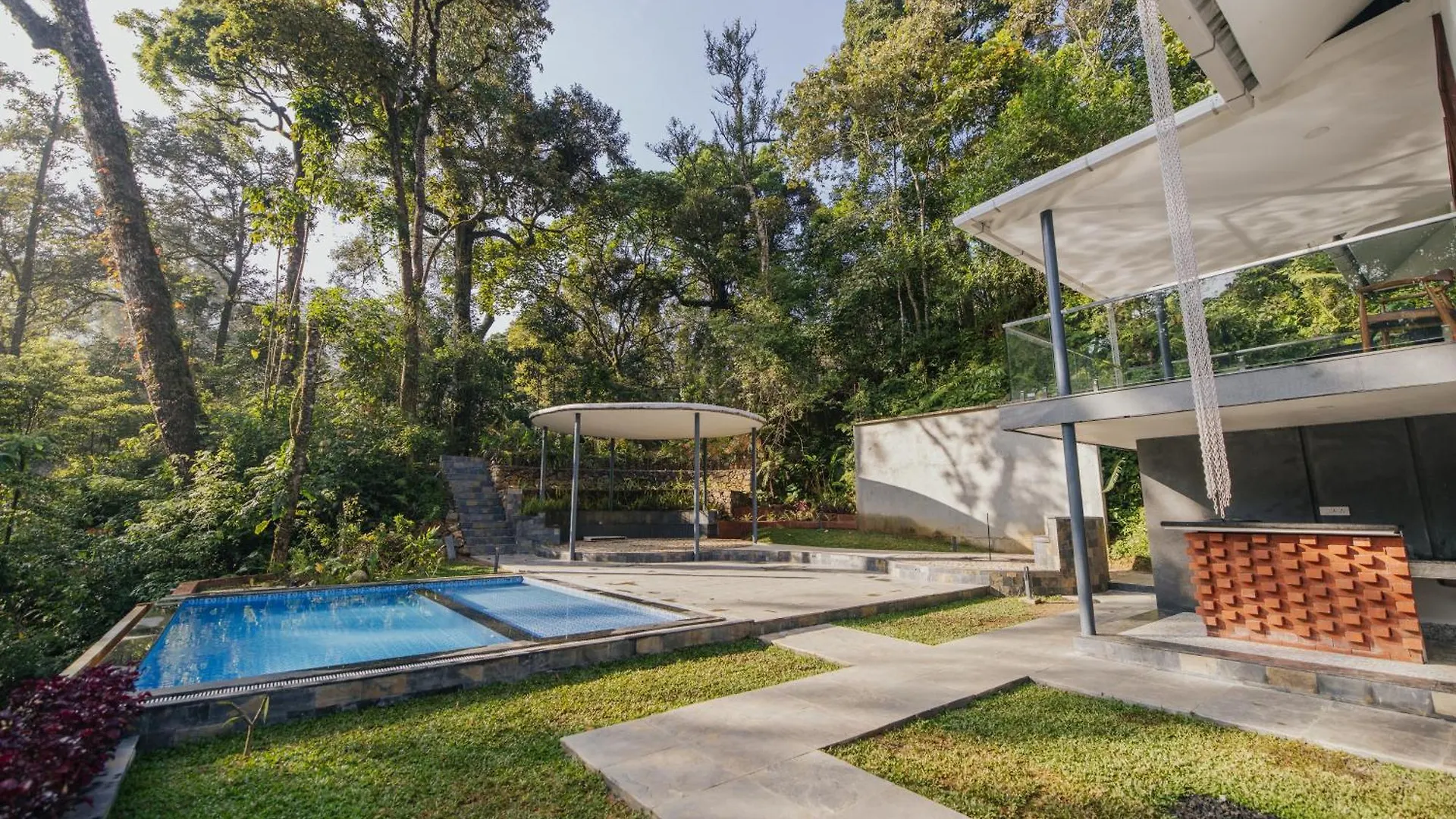 Elixir Woods Luxury Resort And Spa, Munnar