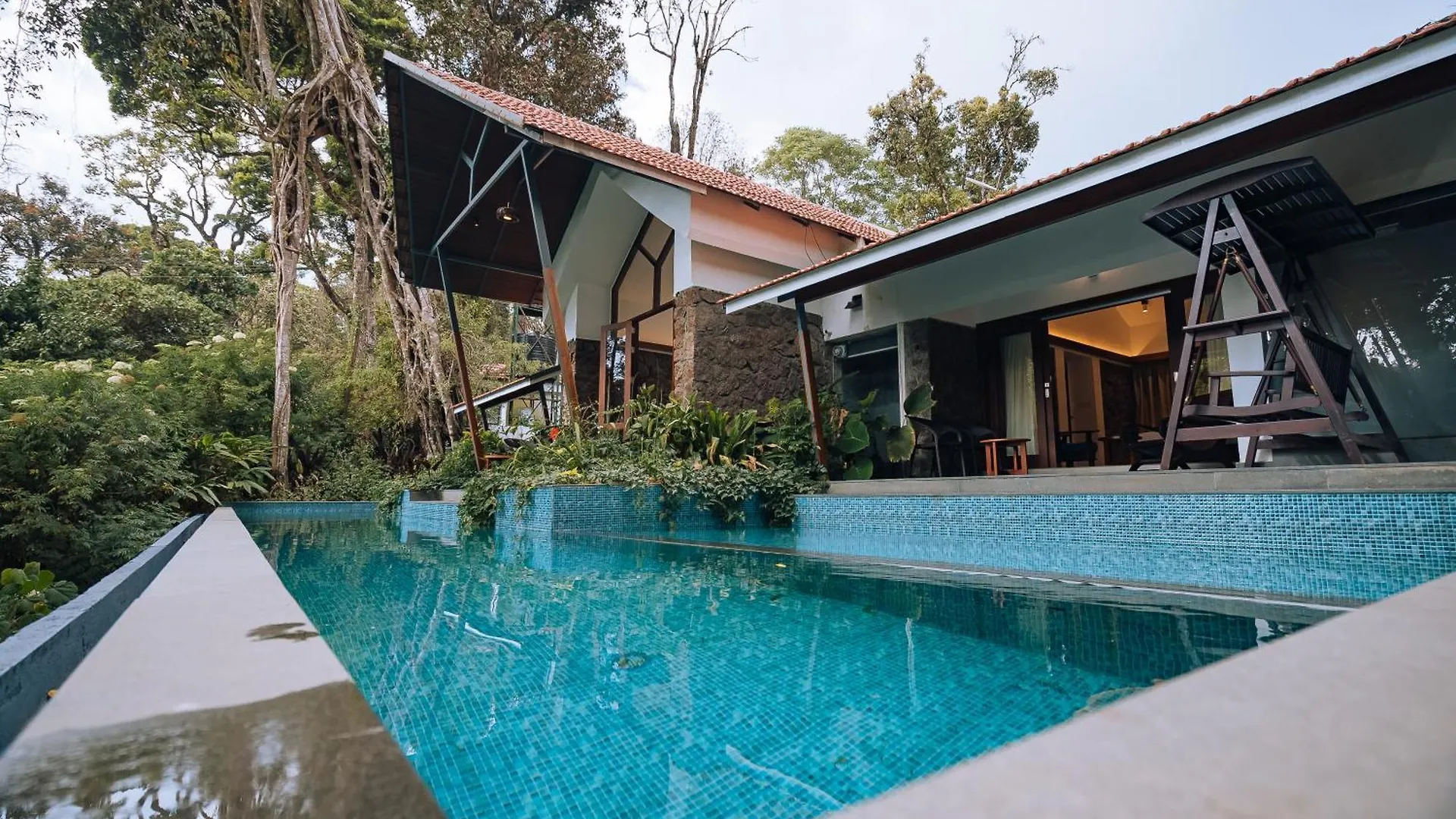 Elixir Woods Luxury Resort And Spa, Munnar India