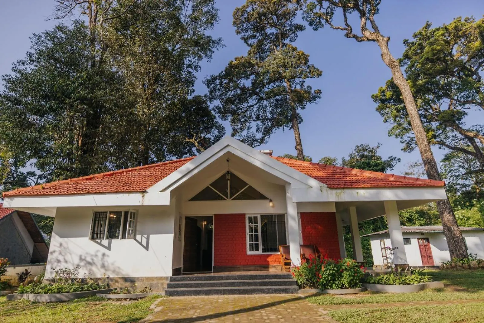 Elixir Woods Luxury Resort And Spa, Munnar