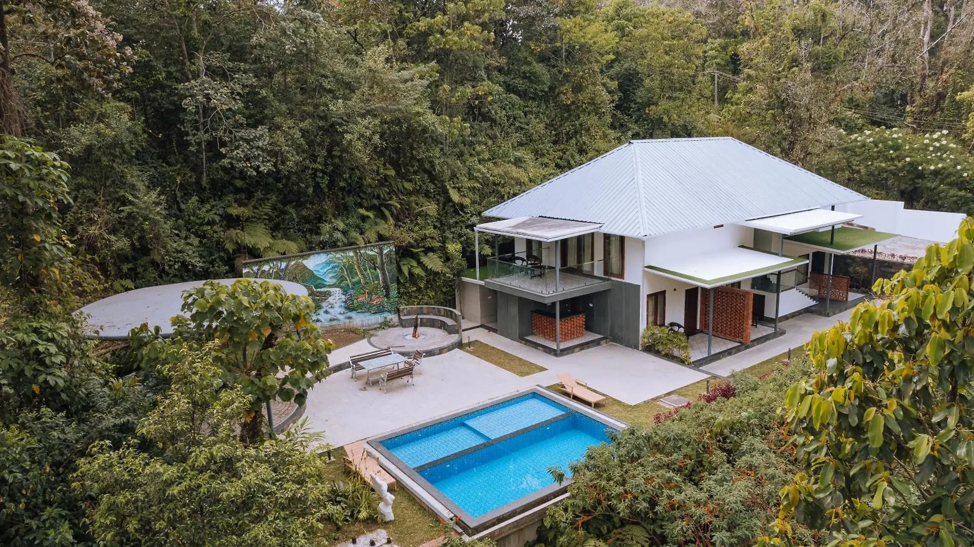 ****  Elixir Woods Luxury Resort And Spa, Munnar India