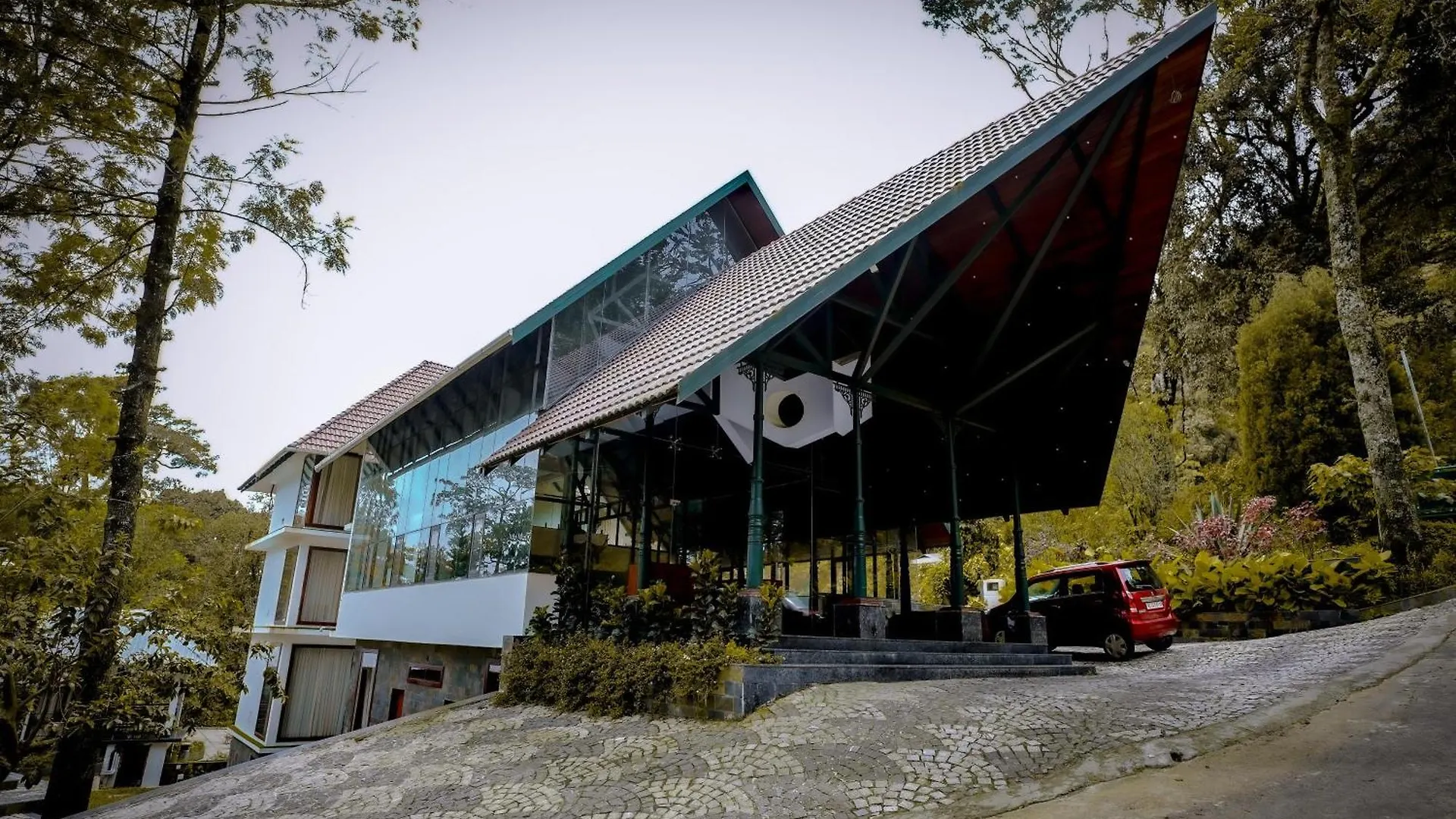 Elixir Woods Luxury Resort And Spa, Munnar