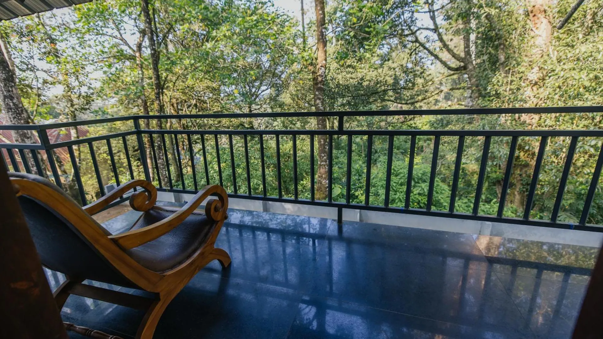 Elixir Woods Luxury Resort And Spa, Munnar