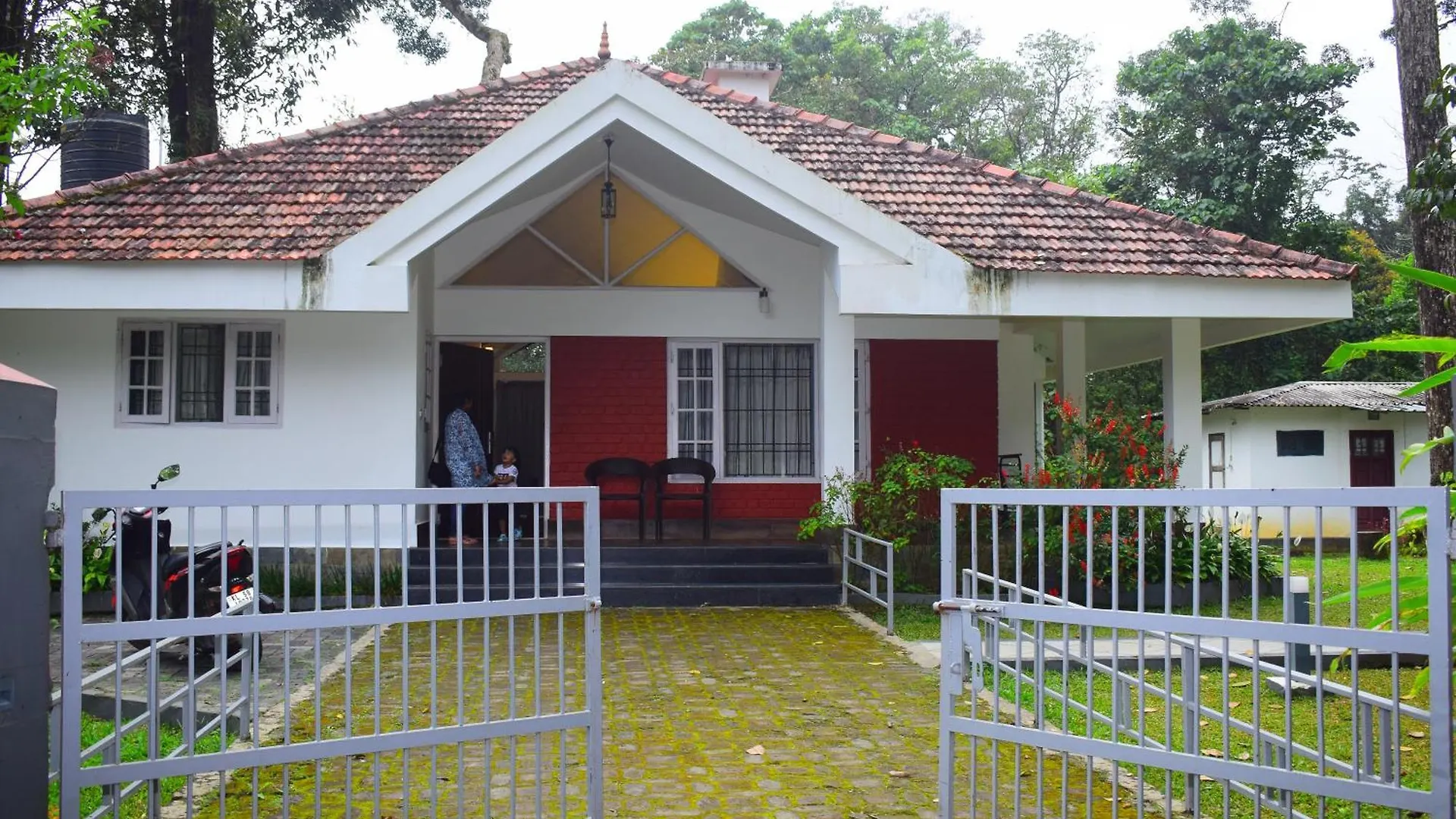 Elixir Woods Luxury Resort And Spa, Munnar