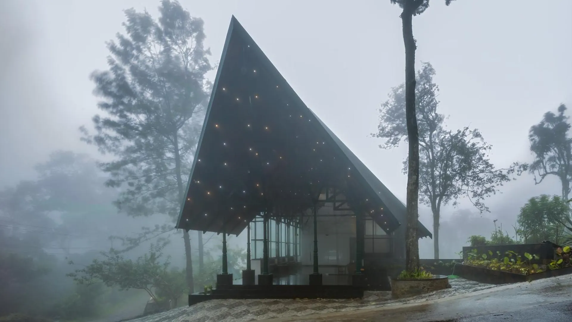 Elixir Woods Luxury Resort And Spa, Munnar India